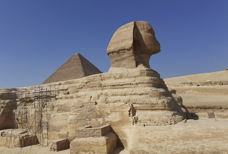 Der Sphinx in Gizeh – symbolisch für ägyptisches Yoga dieser Fortbildungsreise.